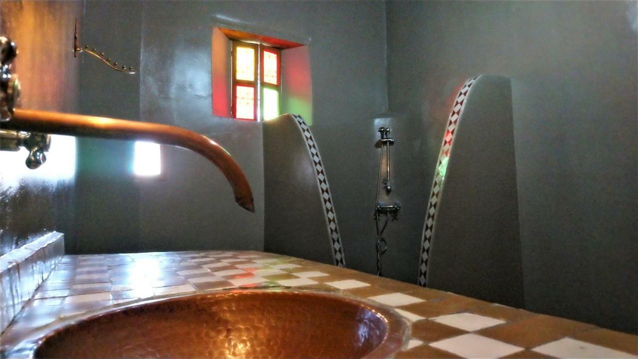ホテル R'Mila Medina Fez エクステリア 写真